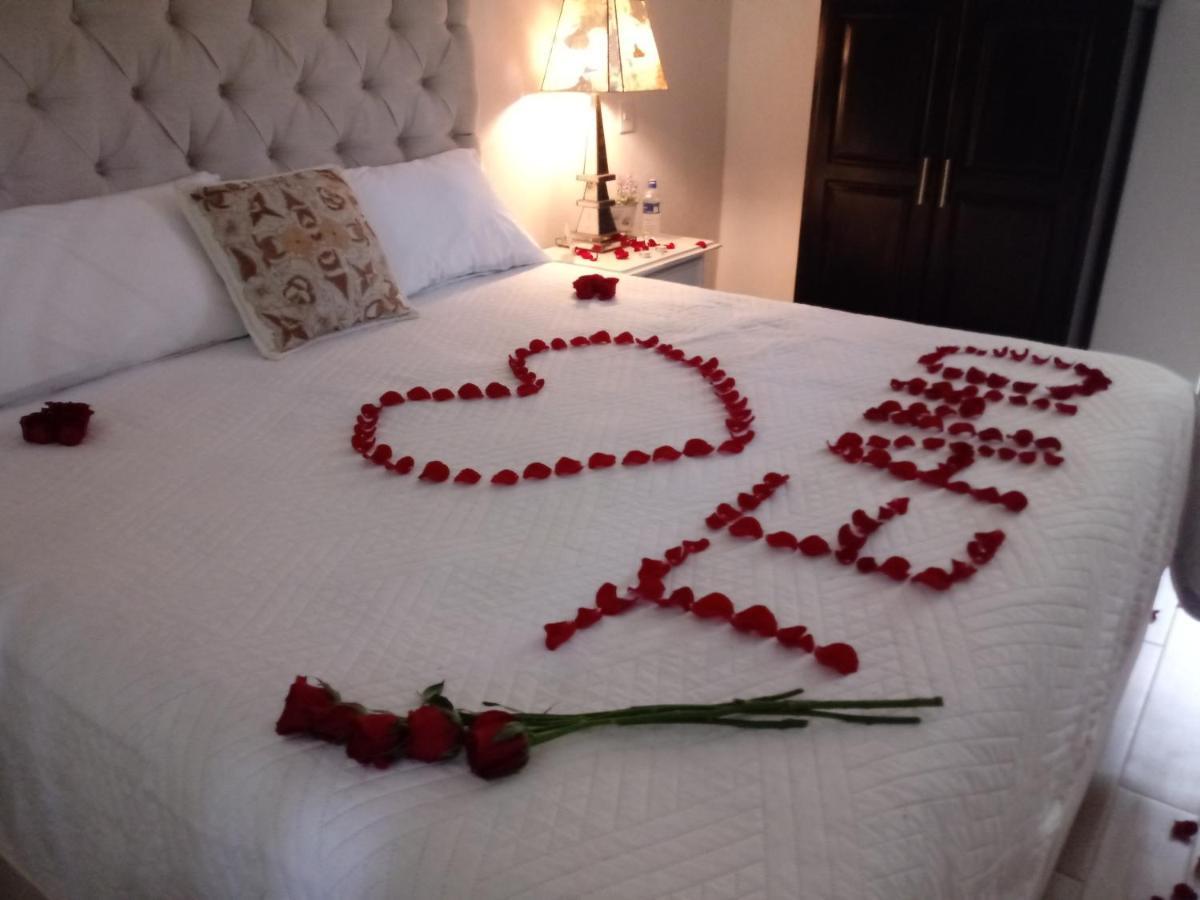 Lila Hotel Atotonilco  ภายนอก รูปภาพ